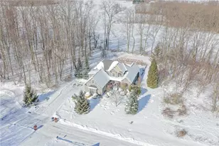 272 Cabernet Dr, New Castle, PA 16105 - Photo 11