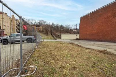 2106 5th Ave, Pittsburgh, PA 15219 - Photo 7