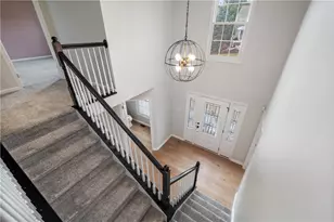 7053 Highland Creek Dr, Bridgeville, PA 15017 - Photo 3