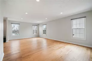 7053 Highland Creek Dr, South Fayette, PA 15017 - Photo 5