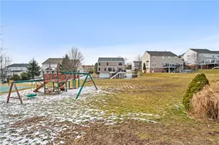 7053 Highland Creek Dr, Bridgeville, PA 15017 - Photo 33