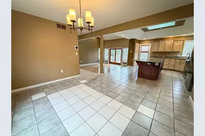 319 Lakewood Dr, Center Township, PA 16001 - Photo 17