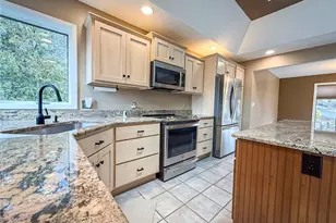 319 LakeWood Dr, Center Township, PA 16001 - Photo 13