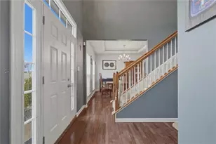 11621 Beacon Dr, Irwin, PA 15642 - Photo 3