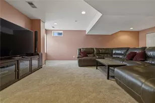 11621 Beacon Dr, Irwin, PA 15642 - Photo 17
