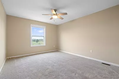 183 Kruger Cir, Forward Township, PA 16033 - Photo 19