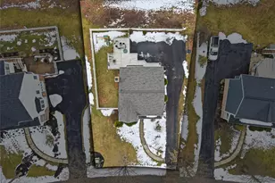 1007 Fieldstone Dr, Cecil, PA 15317 - Photo 43