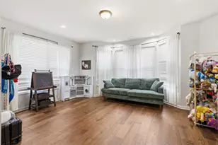 1007 Fieldstone Dr, Cecil, PA 15317 - Photo 7