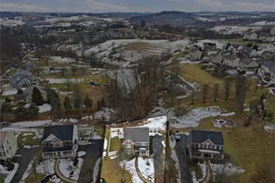 1007 Fieldstone Dr, Cecil, PA 15317 - Photo 1