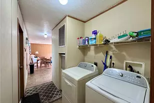 1761 Old Youngstown Rd, Union Township, PA 16116 - Photo 17