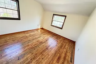 5684 Valleyview Dr, Bethel Park, PA 15102 - Photo 21