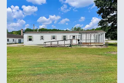 1761 Old Youngstown Rd, Union Township, PA 16116 - Photo 5