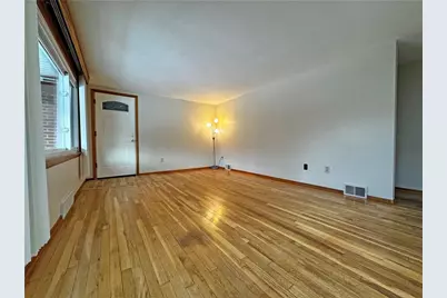 9550 Laurel Ave, Irwin, PA 15642 - Photo 5