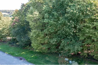 117 Blackthorn Drive, Penn Township, PA 16002 - Photo 17