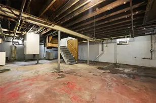 36 Commonwealth Ave, Duquesne, PA 15110 - Photo 37