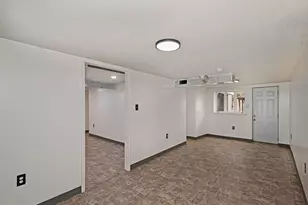 260 Creston Dr, West Mifflin, PA 15122 - Photo 21