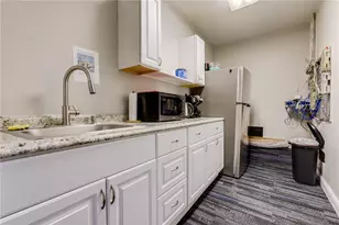 70 S 12th St, Pittsburgh, PA 15203 - Photo 29