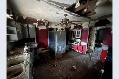 1832 S Eighty Eight Road, Greensboro, PA 15338 - Photo 15