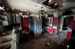 1832 S Eighty Eight Rd, Greensboro, PA 15338 - Photo 15