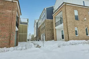 305 Frederick Ln, Cranberry Township, PA 16066 - Photo 5