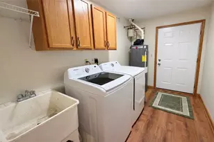 105 Arlington Dr, Slippery Rock, PA 16057 - Photo 7