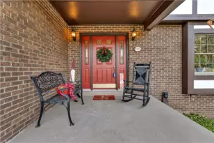 3936 Laurel Oak Cir, Murrysville, PA 15668 - Photo 5