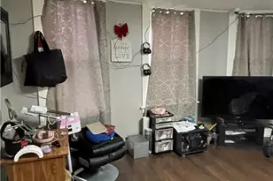 705 Blaine St, New Castle, PA 16101 - Photo 7