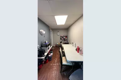 705 Blaine St, New Castle, PA 16101 - Photo 9