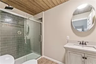 864 Main St, McClellandtown, PA 15458 - Photo 5