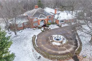 450 Knollwood Cir, Economy, PA 15042 - Photo 1