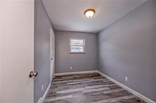 1829 Brodhead Rd, Hopewell Township, PA 15001 - Photo 17