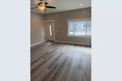 1223 4th Ave, Coraopolis, PA 15108 - Photo 3