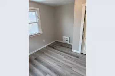 1223 4th Ave, Coraopolis, PA 15108 - Photo 11