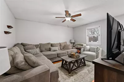 836 Lynda Ln, North Versailles, PA 15137 - Photo 13