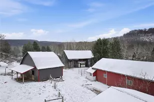 105 Bauer Rd, Mount Pleasant Township, PA 15666 - Photo 7