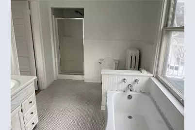 340 N Pennsylvania Ave, Greensburg, PA 15601 - Photo 17