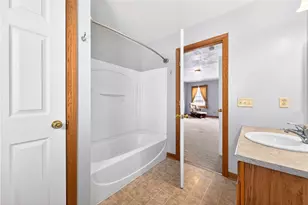 29 Breeze Ln, Wilmington Township, PA 16142 - Photo 21