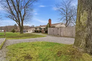 299 Hansen Ave, Ellwood City, PA 16117 - Photo 37