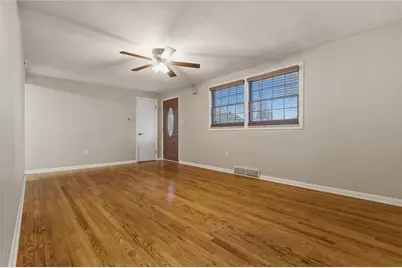 299 Hansen Ave, Ellwood City, PA 16117 - Photo 19