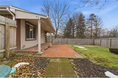 299 Hansen Ave, Ellwood City, PA 16117 - Photo 5