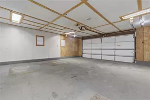 299 Hansen Ave, Ellwood City, PA 16117 - Photo 41