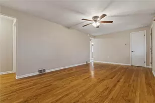 299 Hansen Ave, Ellwood City, PA 16117 - Photo 21