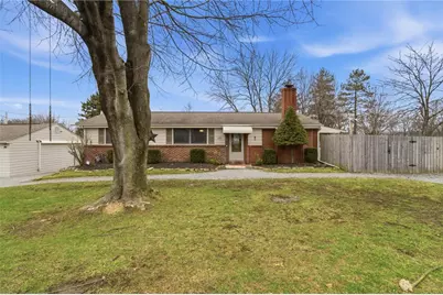 299 Hansen Ave, Ellwood City, PA 16117 - Photo 3