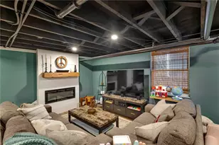 2721 Miles Ave, Pittsburgh, PA 15216 - Photo 27