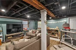 2721 Miles Ave, Pittsburgh, PA 15216 - Photo 25