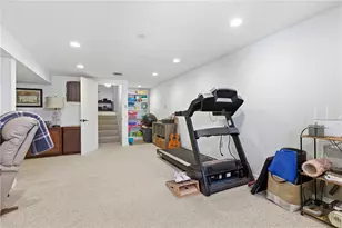 109 Holly Dr, Canonsburg, PA 15317 - Photo 33