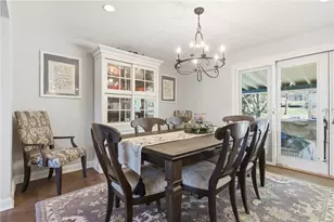 109 Holly Dr, Canonsburg, PA 15317 - Photo 9