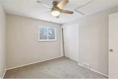 537 Fieldstone Dr, Monroeville, PA 15146 - Photo 19