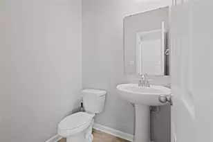 209 Lockheed Dr, Coraopolis, PA 15108 - Photo 21