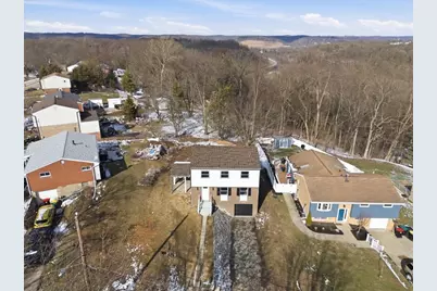 103 Glenora Drive, Robinson Twp, PA 15108 - Photo 3